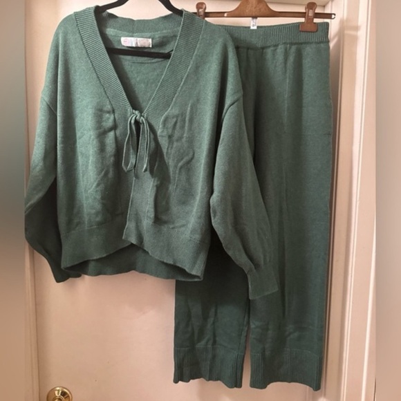 Free People Beach Solar Sweater 2 Piece Set Size XS Green - Picture 8 of 8